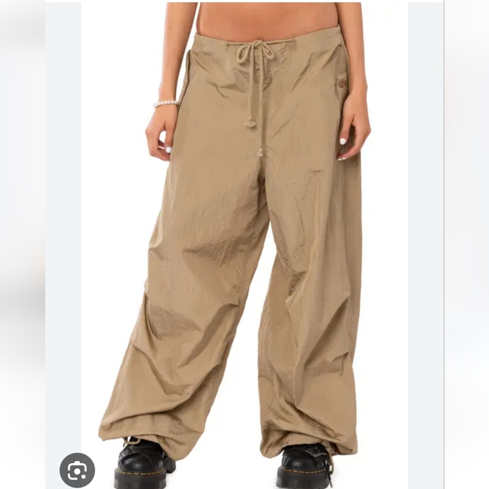 Edikted Baggy Streetwear khaki Pants